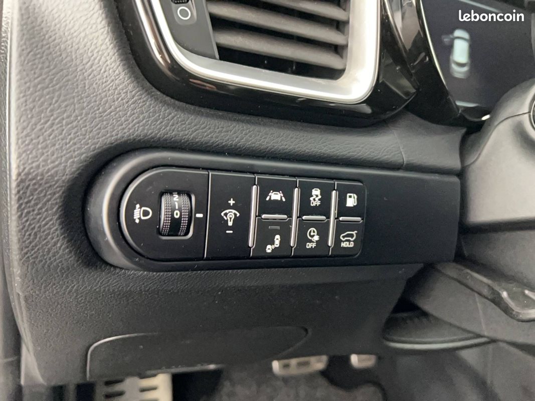 KIA XCeed 1.6 GDi Hybride Rechargeable 141ch DCT6 Premium (image 23)