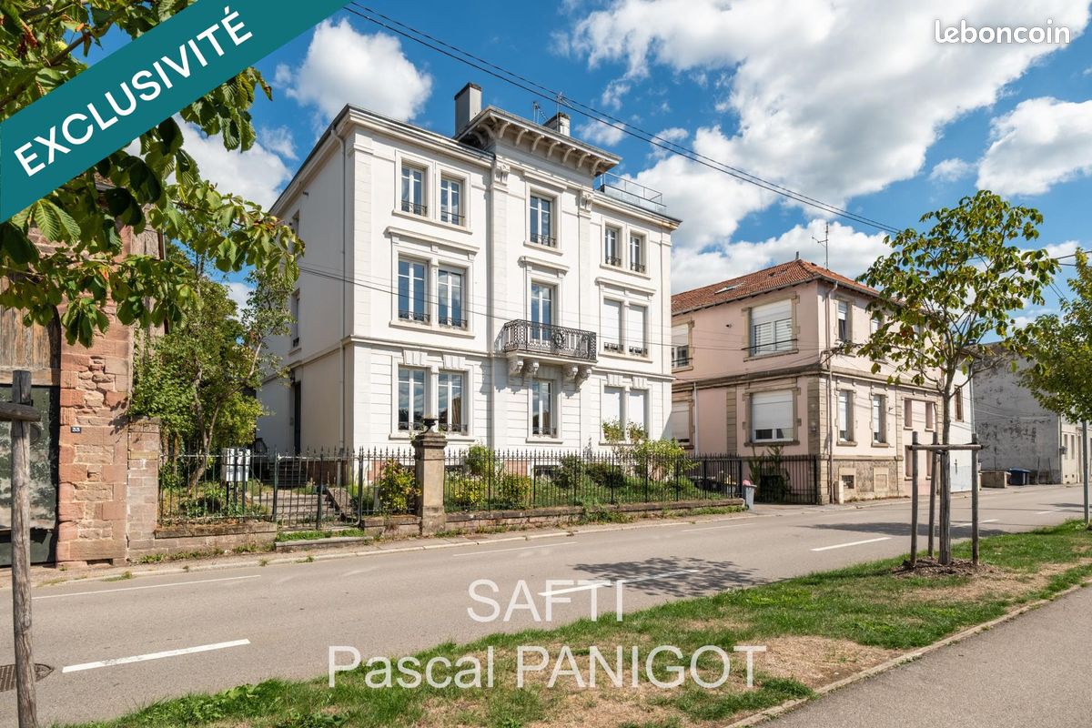 Appartement 5 pièces 140 m² · à Épinal · 140 m² · 245 000 €