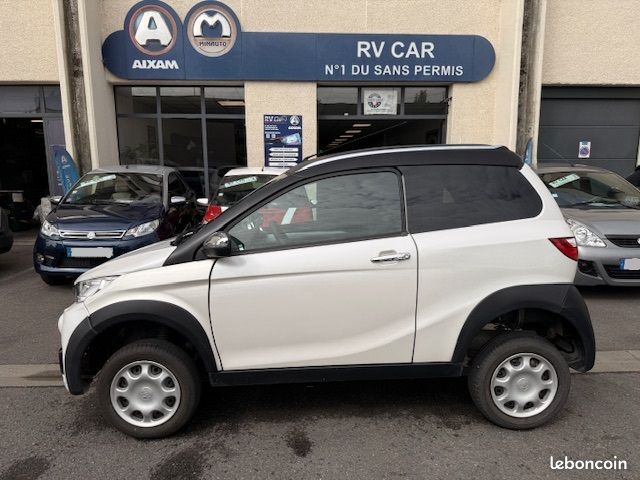 Aixam crossover premium - voiture sans permis (image 2)