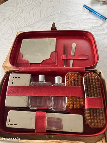 COFFRET TROUSSE DE toilette vintage années 1950 1970 EUR 24,00 - FR
