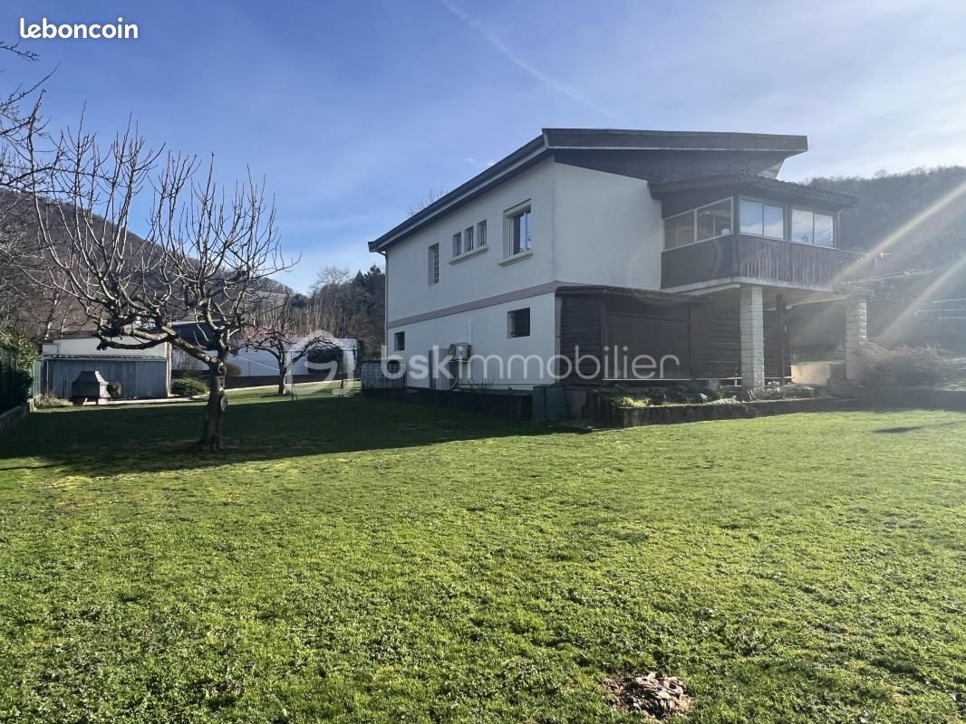 Maison 6 pièces 160 m² · à Bresson · 160 m² · 379 000 €