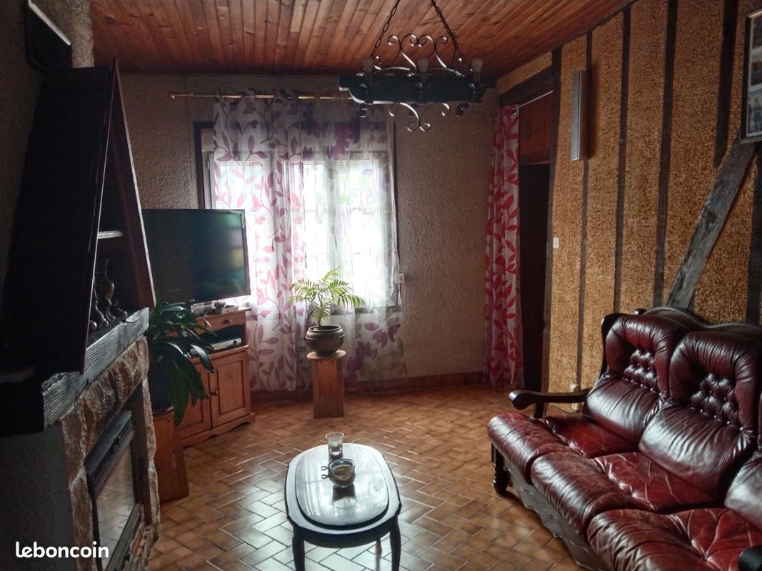 Maison 6 pièces 100 m² · à Chepoix · 100 m² · 65 000 €