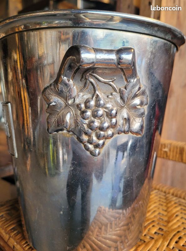 La Maison du Champagne Aubert et Fils Brut Rosé Champagne