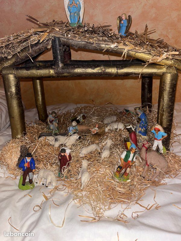 Crèche (image 1)