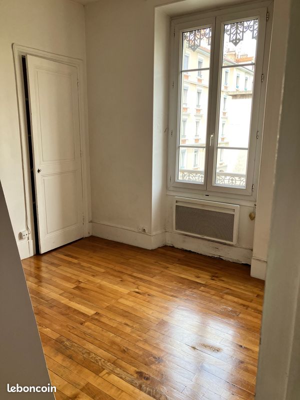 Appartement 1 pièce 30 m² · à Grenoble · 30 m² · 115 000 €