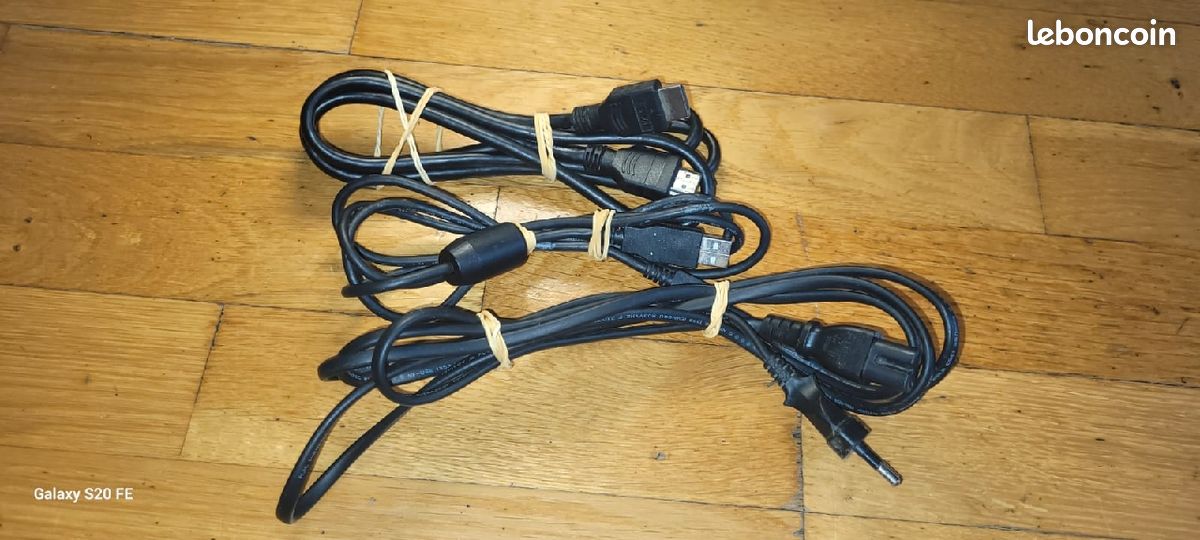 Ps3 slim + 1 manette + 1 manette offerte+lot de 7 jeux (image 4)