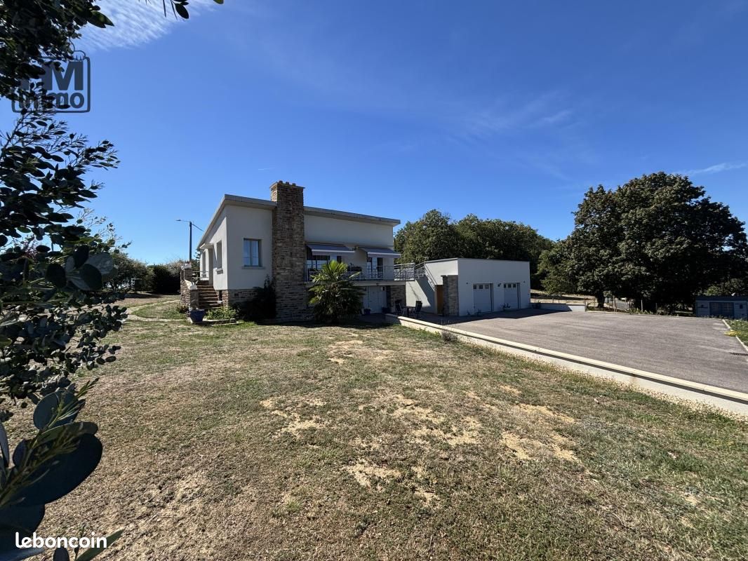 Maison 5 pièces 146 m² · à Saint-Yrieix-la-Perche · 146 m² · 325 000 €