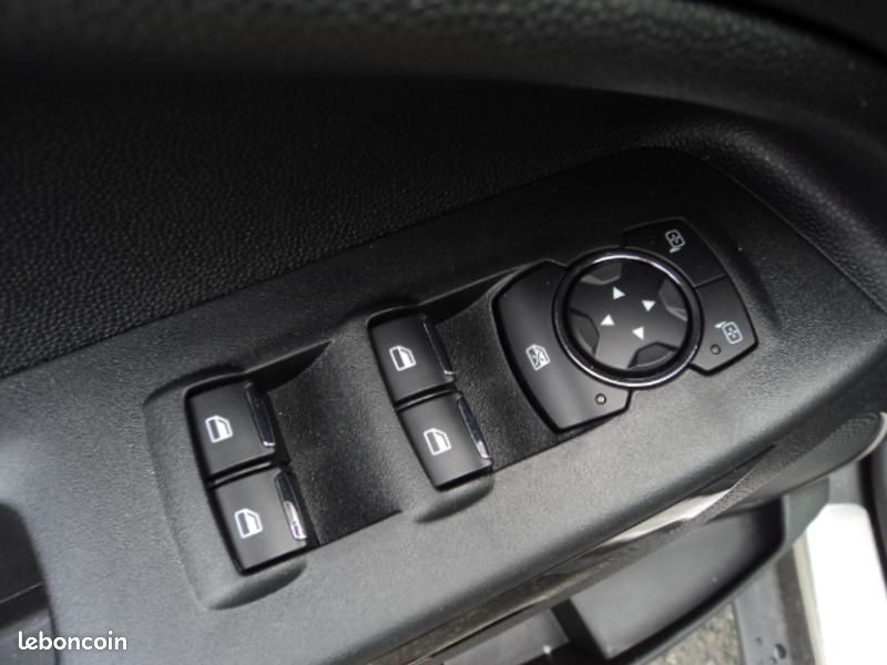 Ford EcoSport 1.0 EcoBoost 125ch Titanium (image 11)