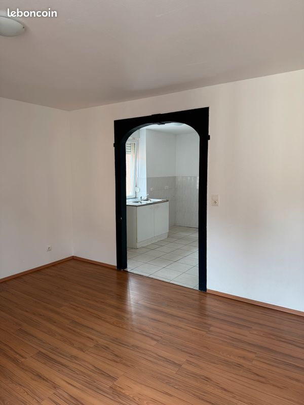 Appartement 2 pièces 40 m² · à Senones · 40 m² · 390 €