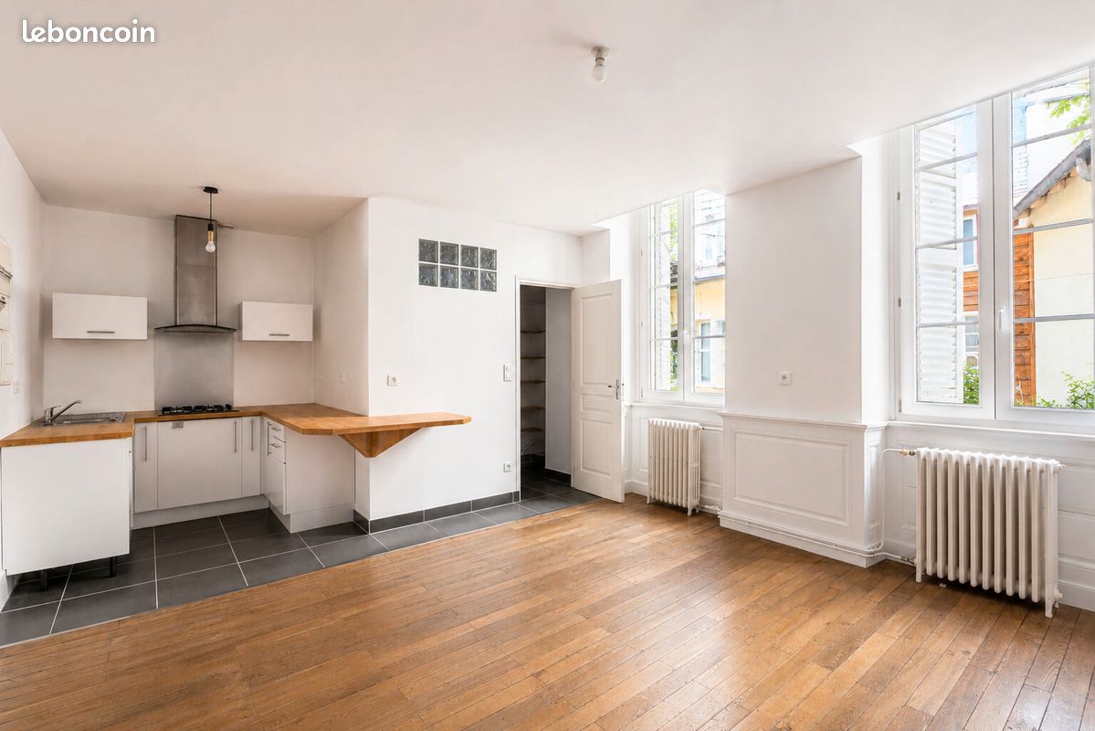 Immeuble 16 pièces 344 m² (image 15)