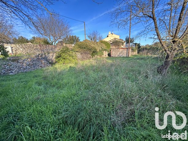 Terrain 740 m² Besse-sur-Issole