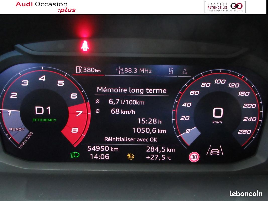AUDI Q3 Sportback 35 TFSI 150 ch S tronic 7 S line (image 11)