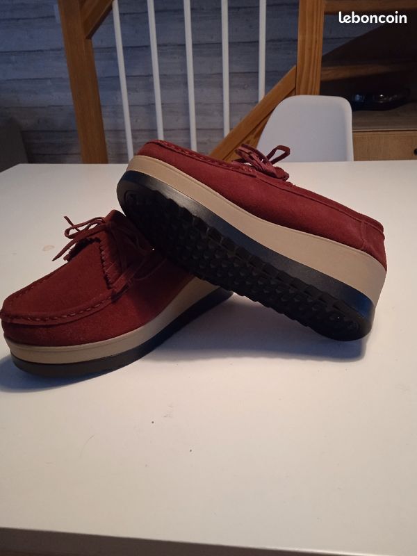 Chaussures hiver pointure 36 (image 1)