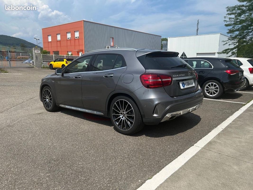 Mercedes Classe Gla AMG Edition 220d 177ch, HAYON ÉLECTRIQUE, TOIT PANORAMIQUE, GPS, CLIM. AUTO (image 3)