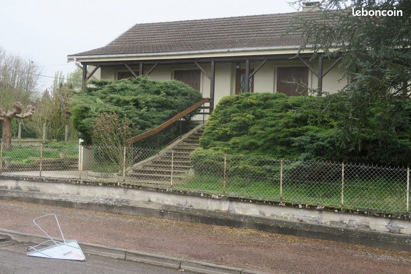 Maison 6 pièces 95 m² · à Sainte-Croix-en-Bresse · 95 m² · 148 000 €