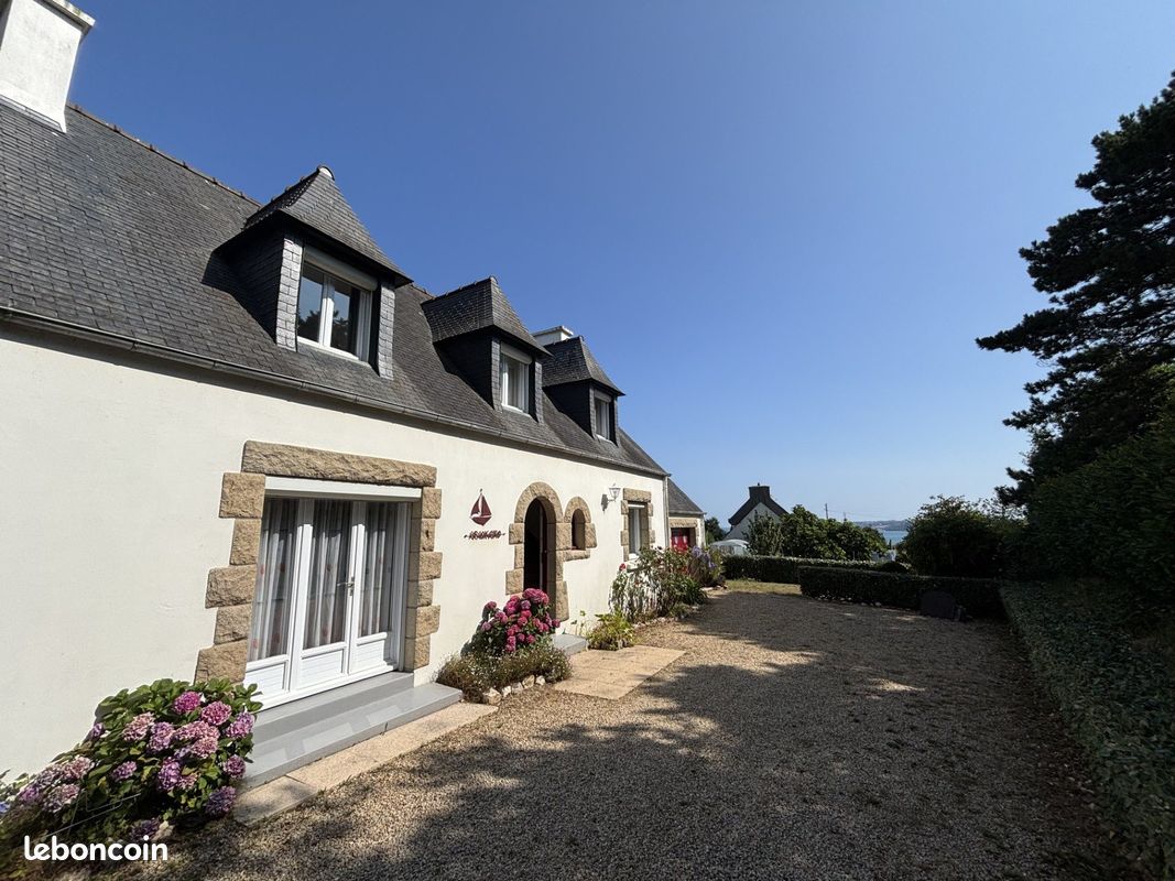 Maison 6 pièces 140 m² · à Carantec · 140 m² · 463 000 €