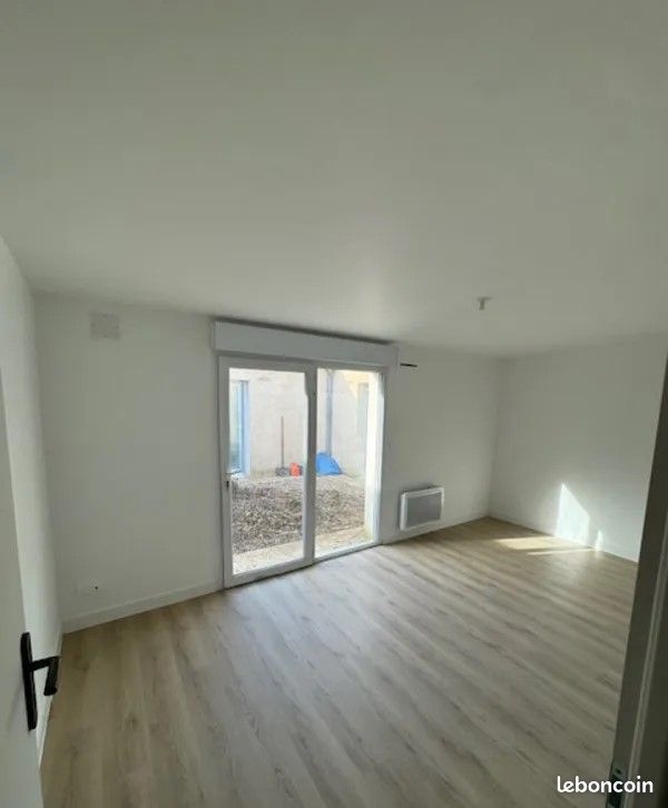Appartement 4 pièces 122 m² - Sauveterre-de-Guyenne 33540 (image principale 0)