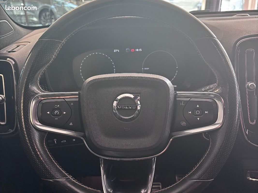 VOLVO XC40 T5 Recharge 180+82 ch DCT7 R-Design (image 18)