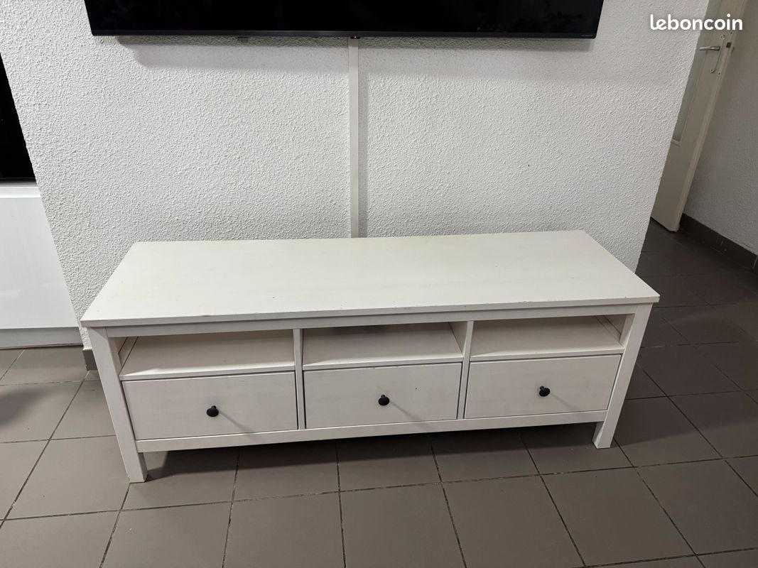 Meuble TV LIVRAISON GRATUITE très bon état (image 1)