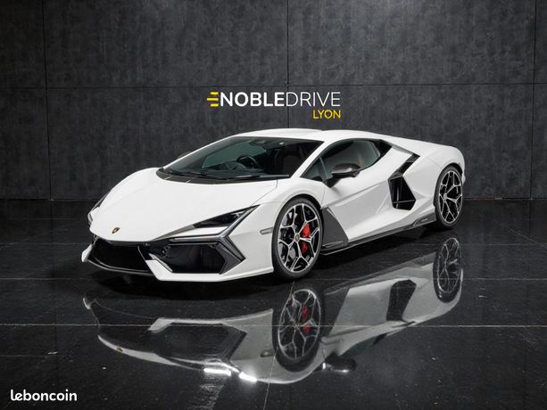 Lamborghini Revuelto 2024