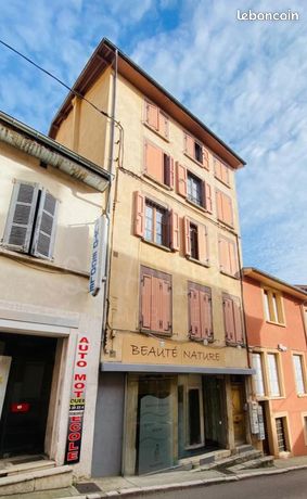 Immeuble 12 pièces 480 m²