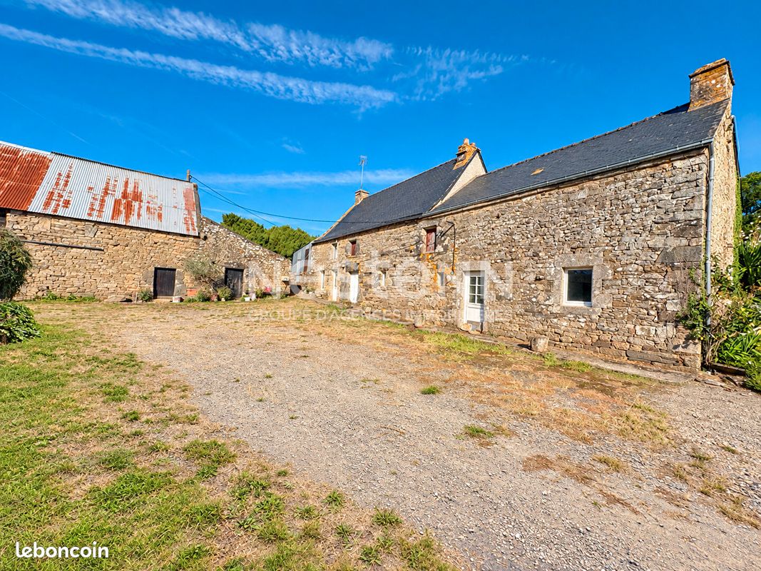 Maison 7 pièces 290 m² · à Questembert · 290 m² · 160 650 €
