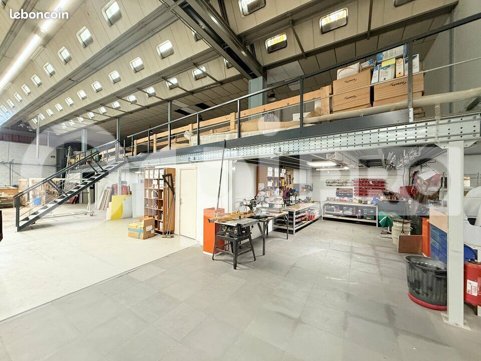 Local d'activité 2 236 m² (image 3)