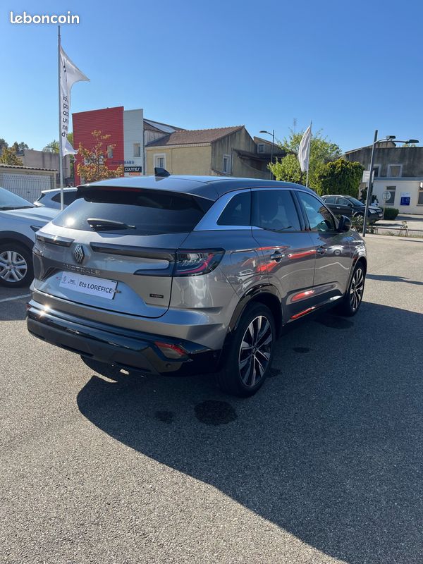 Renault Austral E-Tech Hybrid 200 Techno (image 4)
