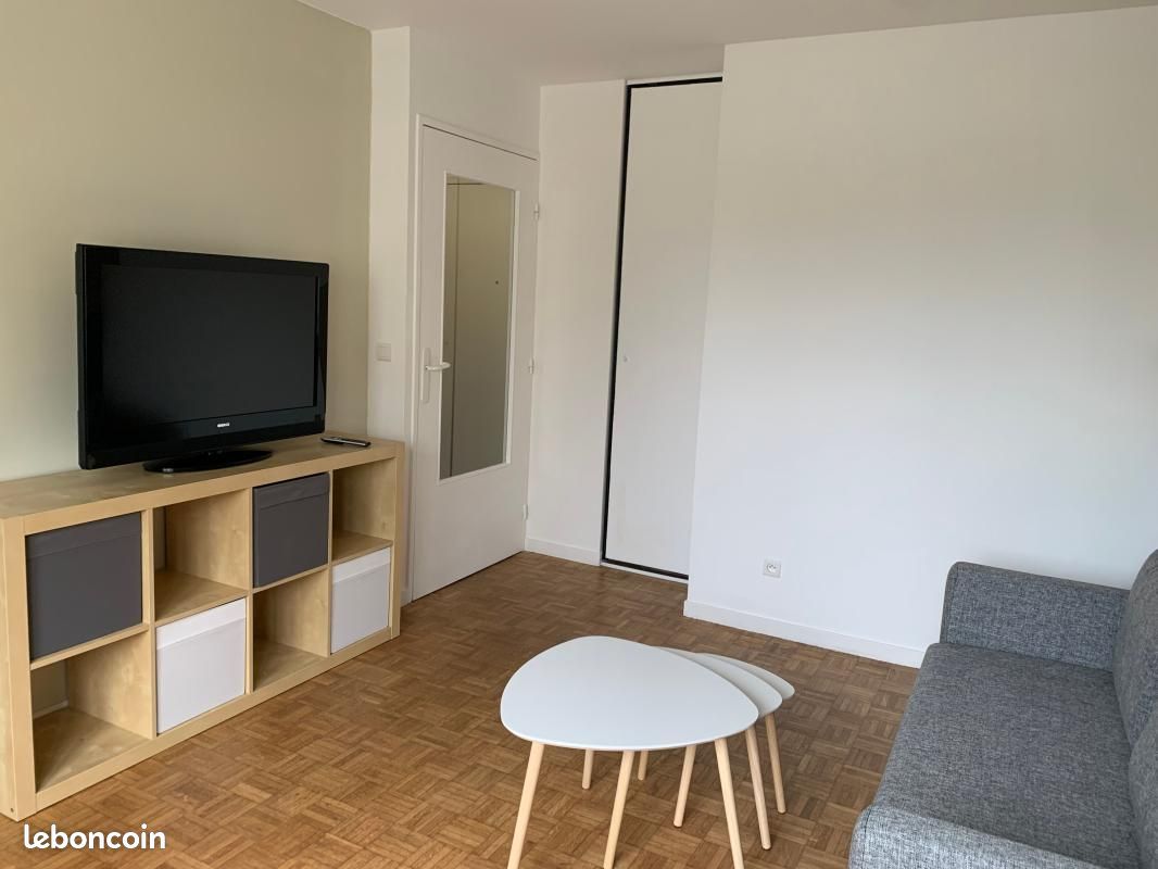 Appartement 1 pièce 29 m² · à Massy · 29 m² · 800 €