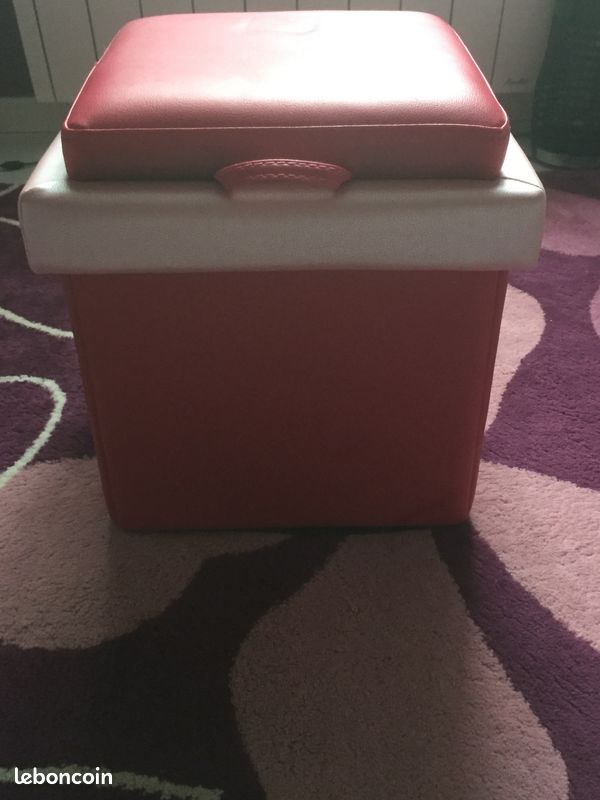Tabouret / Coffre rose (image 1)