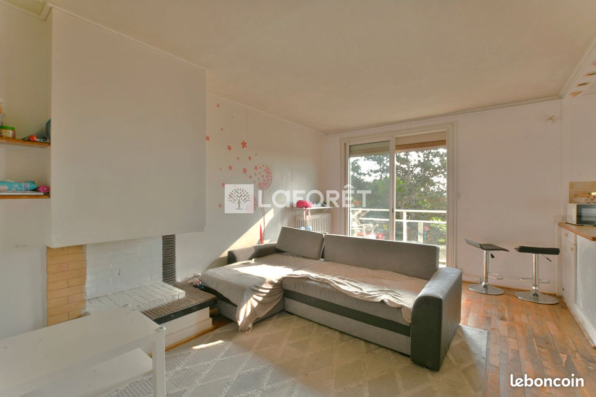 Appartement 3 pièces 50 m² · à La Celle-Saint-Cloud · 50 m² · 181 000 €