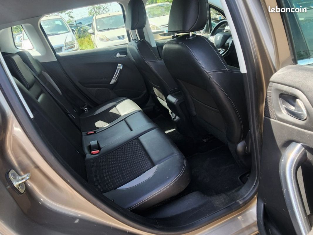 PEUGEOT 2008 BUSINESS 1.6 e-HDi 92ch FAP BVM5 Business (image 13)