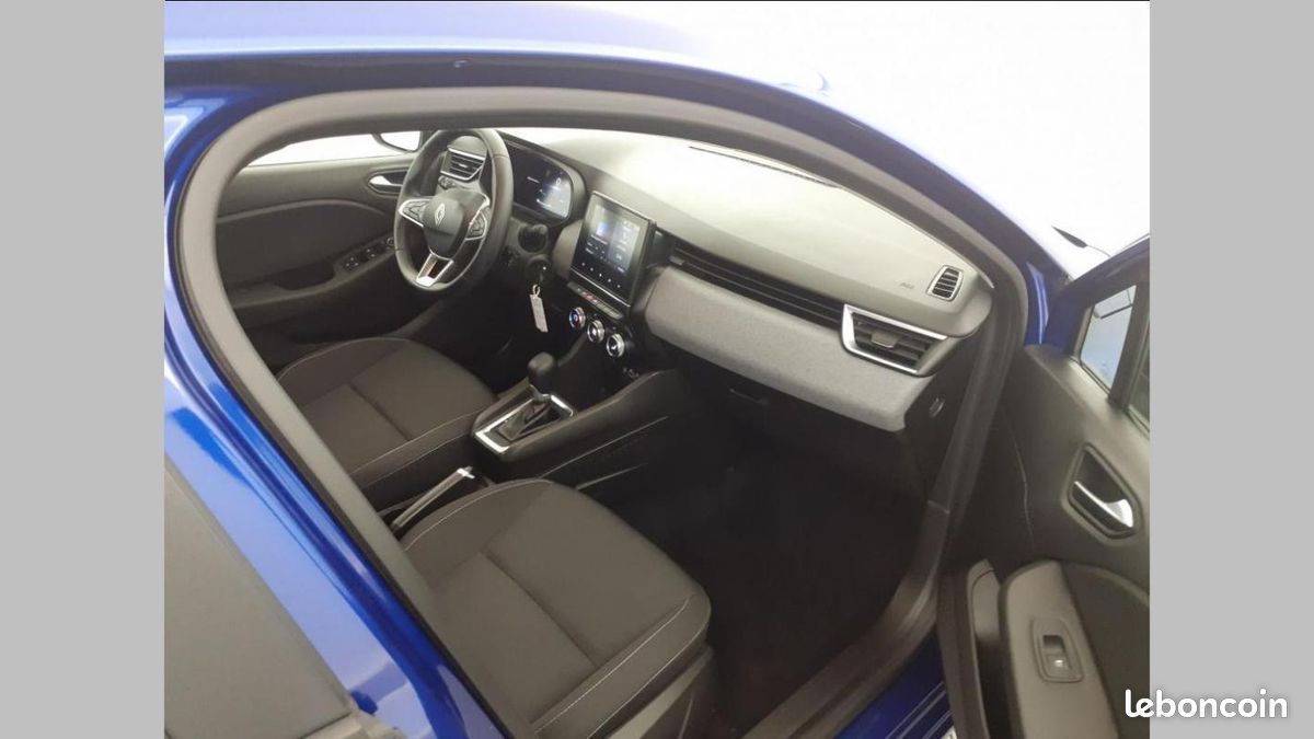 Renault Clio V E-Tech full hybrid 145 ch GSR2 Evolution (image 9)