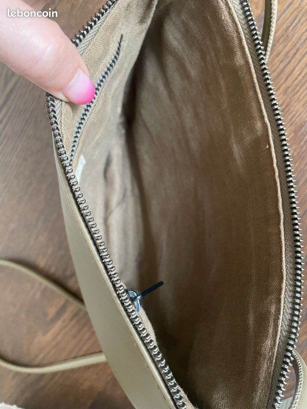 Hand / cross bag (image 4)