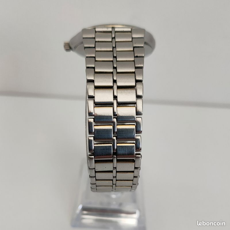 ETERNA KONTIKI DATE QUARTZ RARE VINTAGE 1980 | Montre Suisse avec "Bracelet intégré" (Étanche 100m / 10 ATM) (image 4)