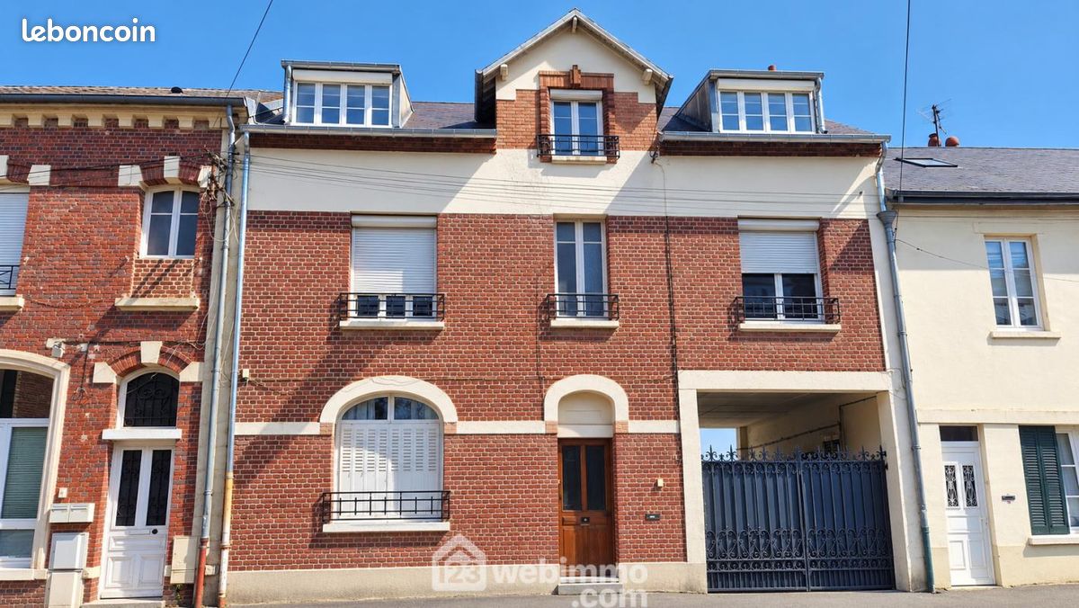 Immeuble 9 pièces 245 m² · à Laon · 245 m² · 239 200 €