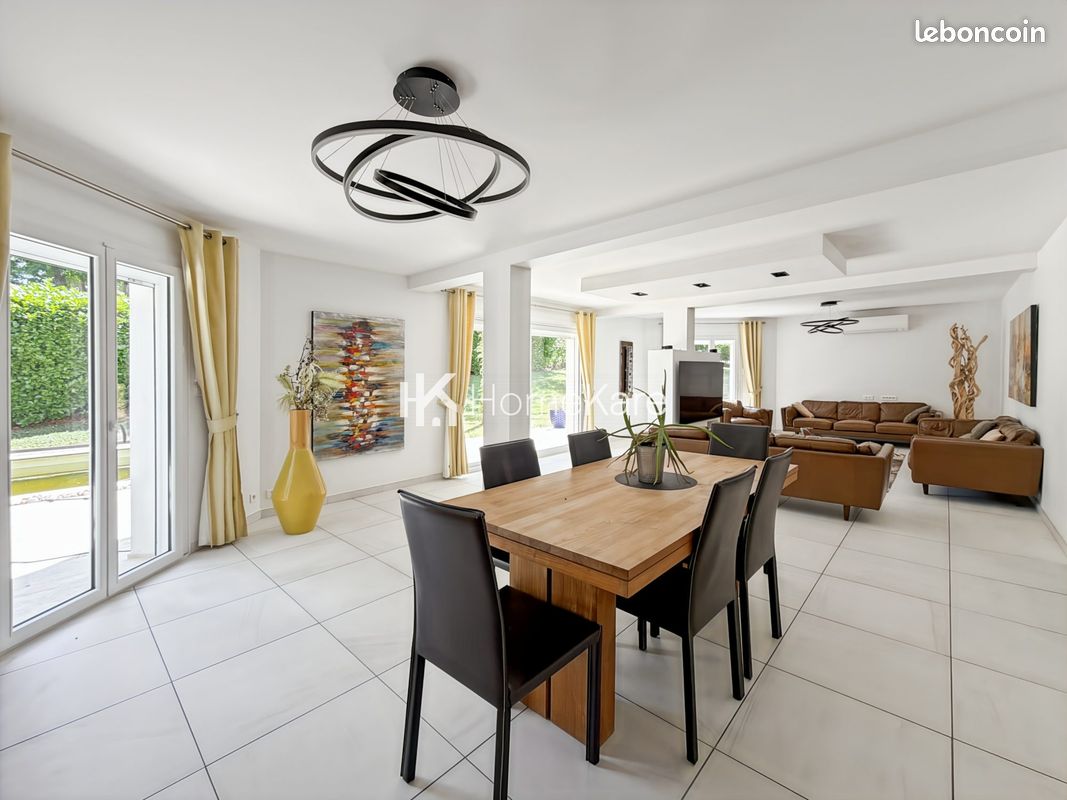 Maison 7 pièces 220 m² · à Ramonville-Saint-Agne · 220 m² · 695 000 €