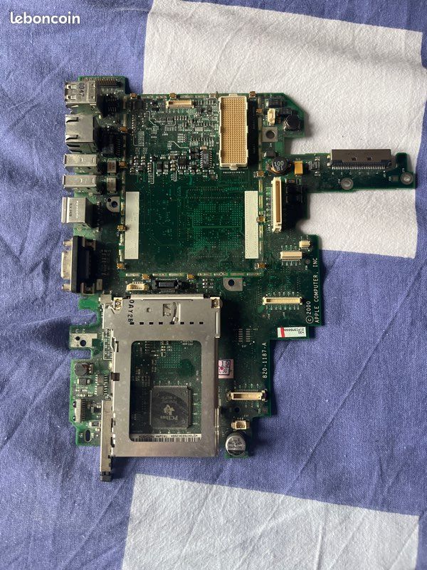 Carte mère PowerBook G3 pismo (image 1)