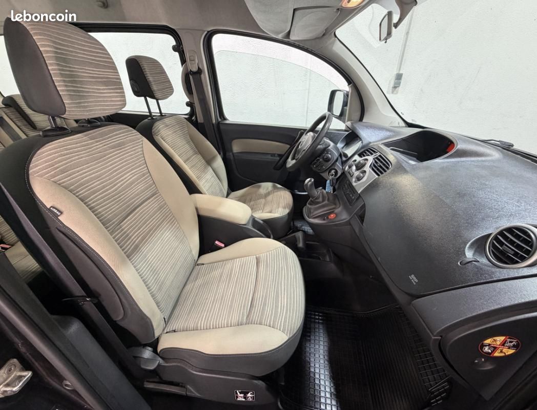 Renault Kangoo 1.6 16V 105 Privilège +REGULATEUR+ATTELAGE (image 15)