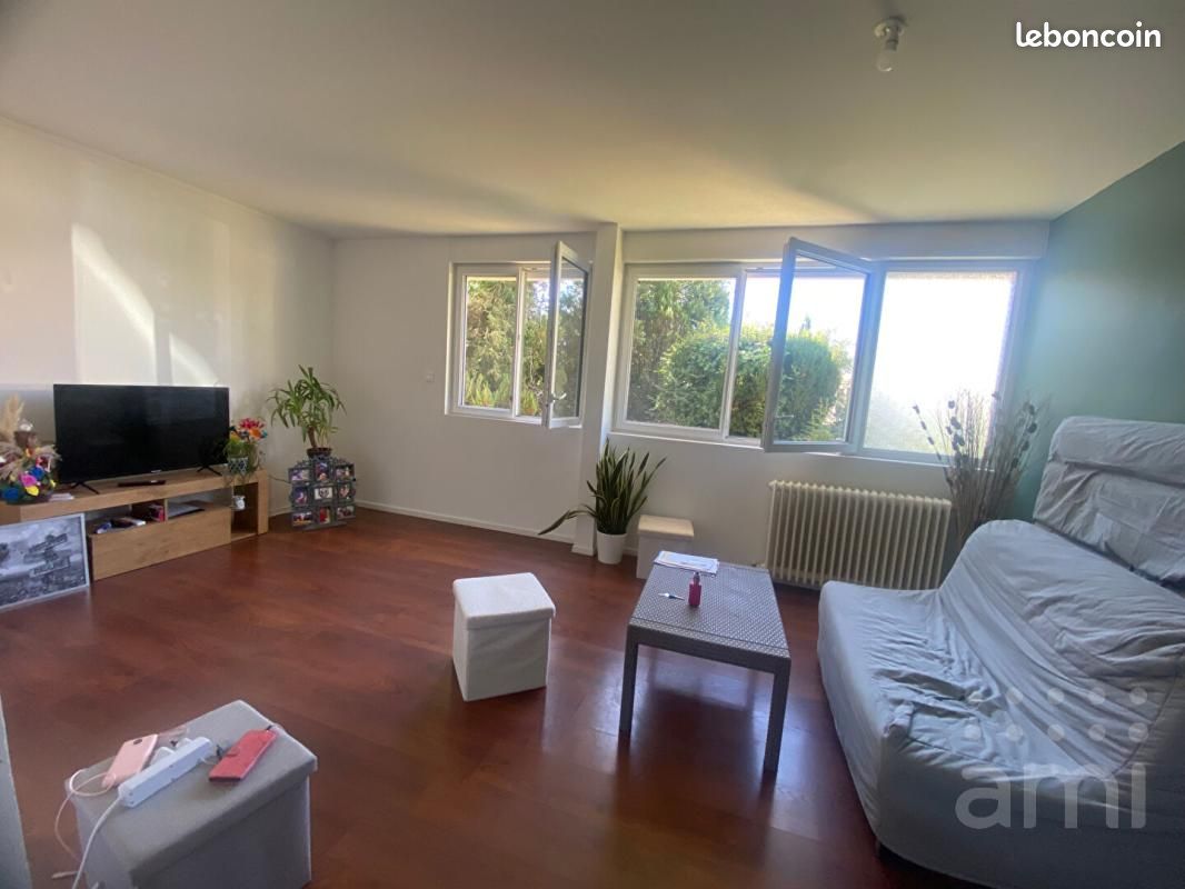 Appartement 3 pièces 61 m² · à Niort · 61 m² · 112 000 €