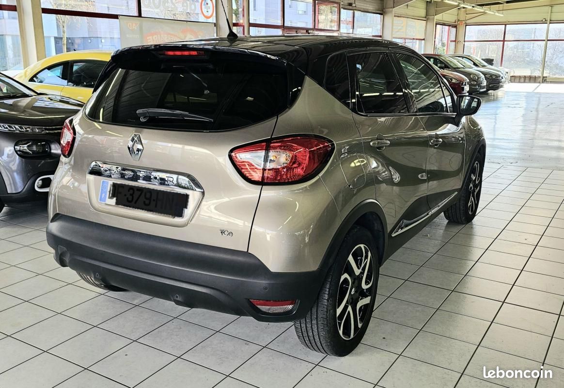 Renault Captur 1.2 TCe 120 EDC6 INTENSE (image 4)