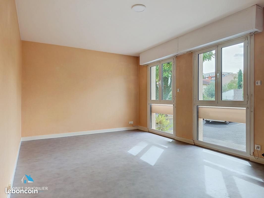 Appartement 1 pièce 28 m² · à Clermont-Ferrand · 28 m² · 460 €/mois