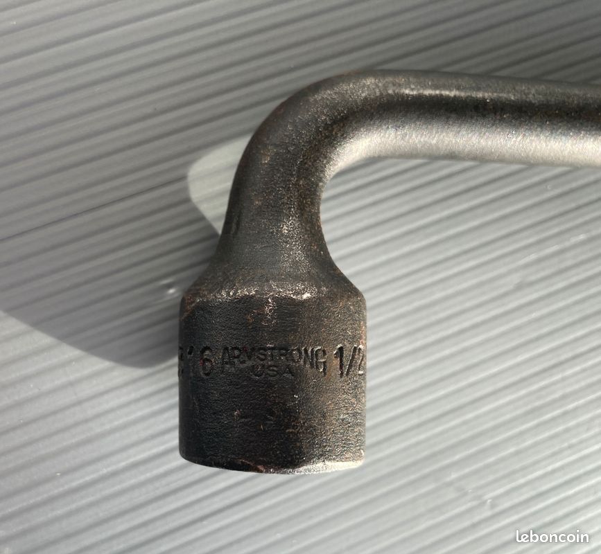 Clé US à douilles carrées (image 6)