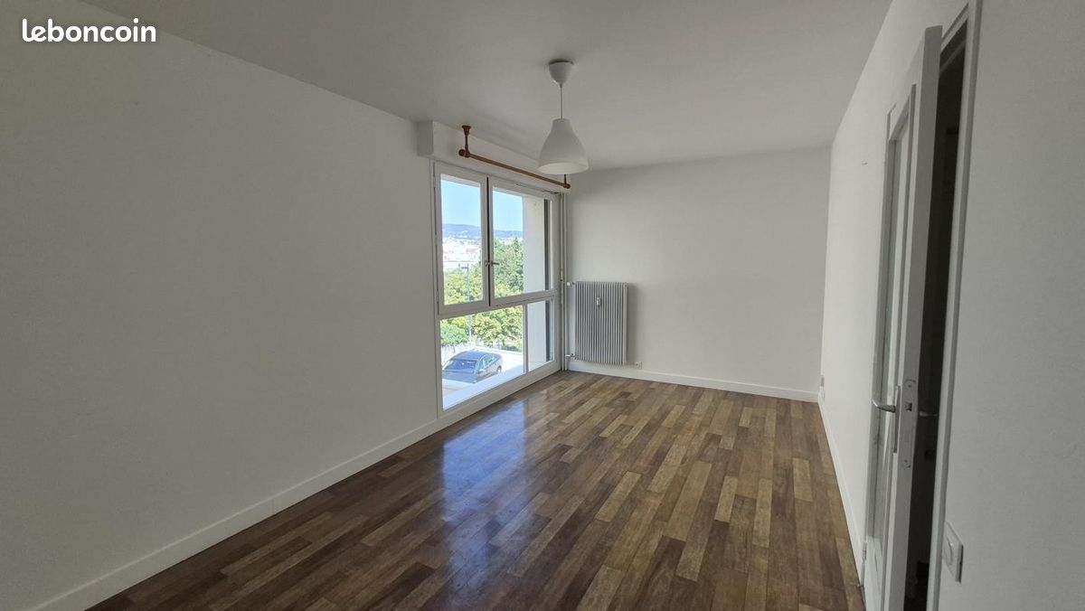 Appartement 2 pièces 45 m² · à Clermont-Ferrand · 45 m² · 590 €