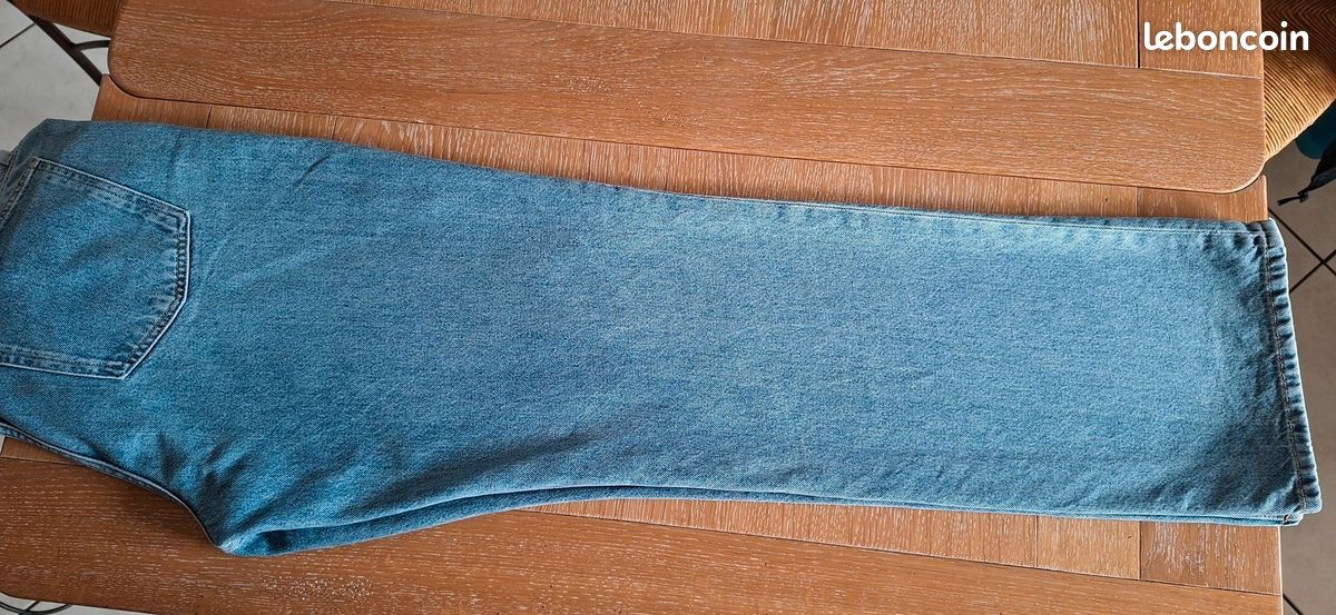 Jean droit bleu moyen MANGO T.40 (image 6)