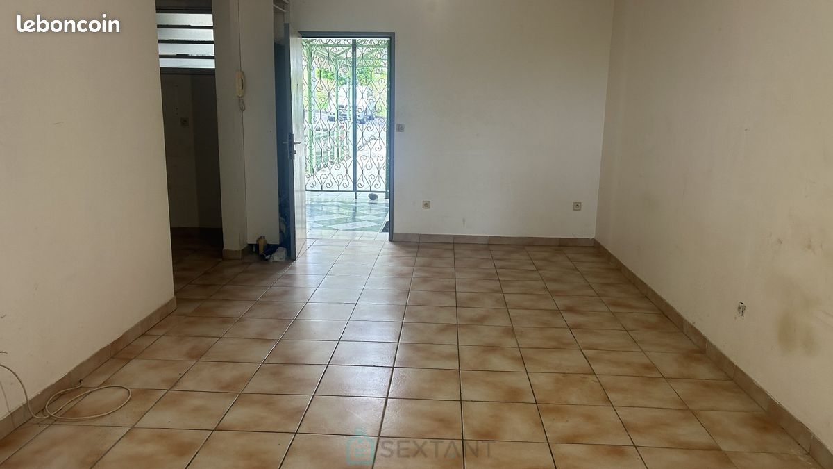 Appartement 2 pièces 43 m² · à Fort-de-France · 43 m² · 160 000 €