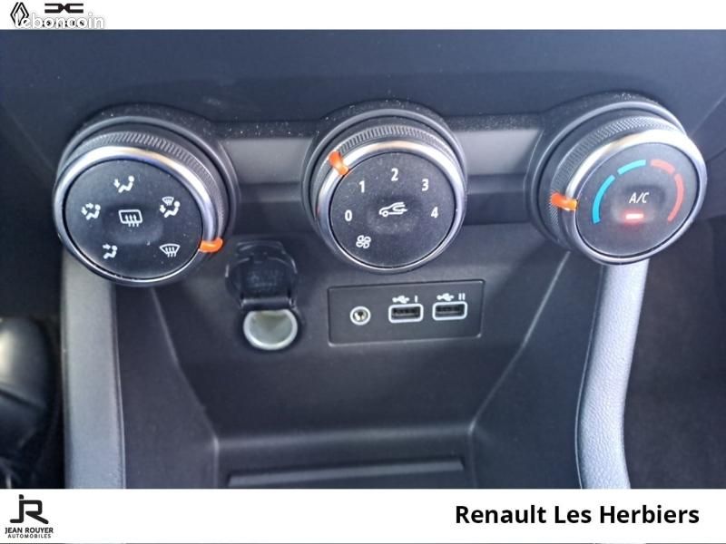 Renault Clio 1.5 dCi 100ch Evolution - 25 (image 23)