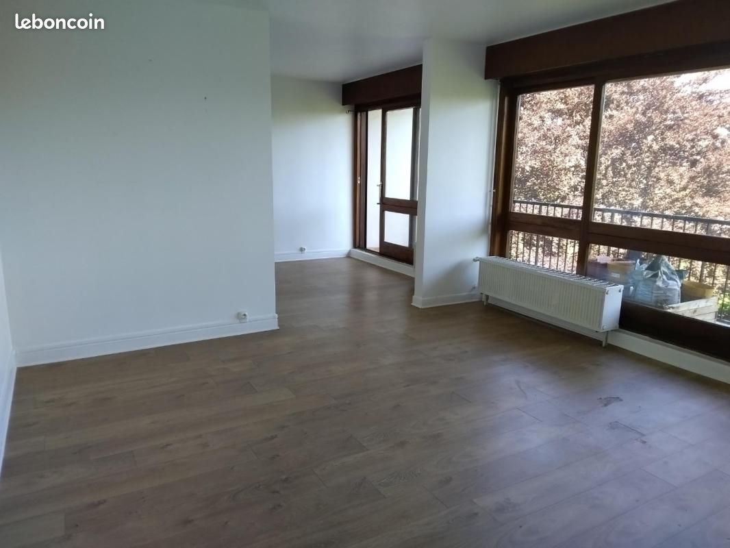 Appartement 5 pièces 104 m² · à Châtenay-Malabry · 104 m² · 1 990 €