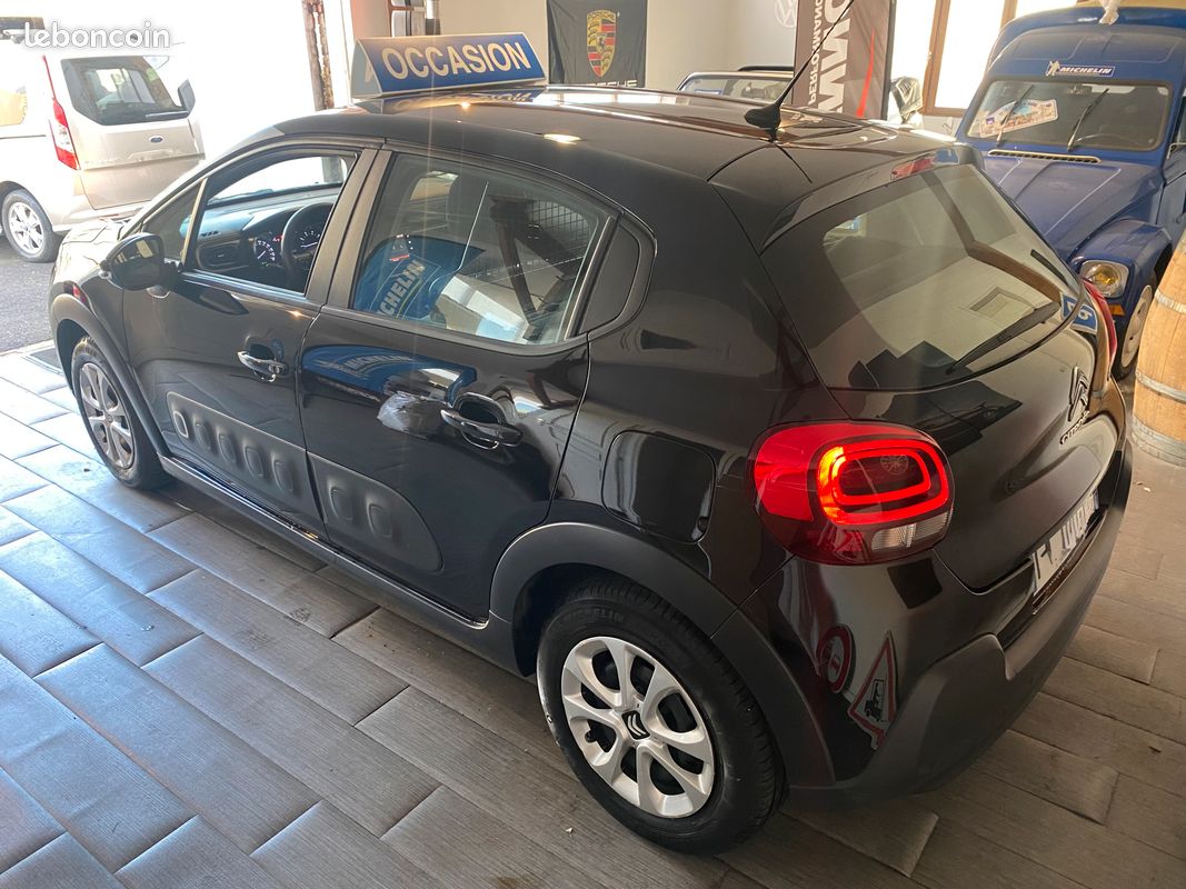 Citroen C3 Société III 1.2 VTI 82 Feel 5 Portes (image 2)