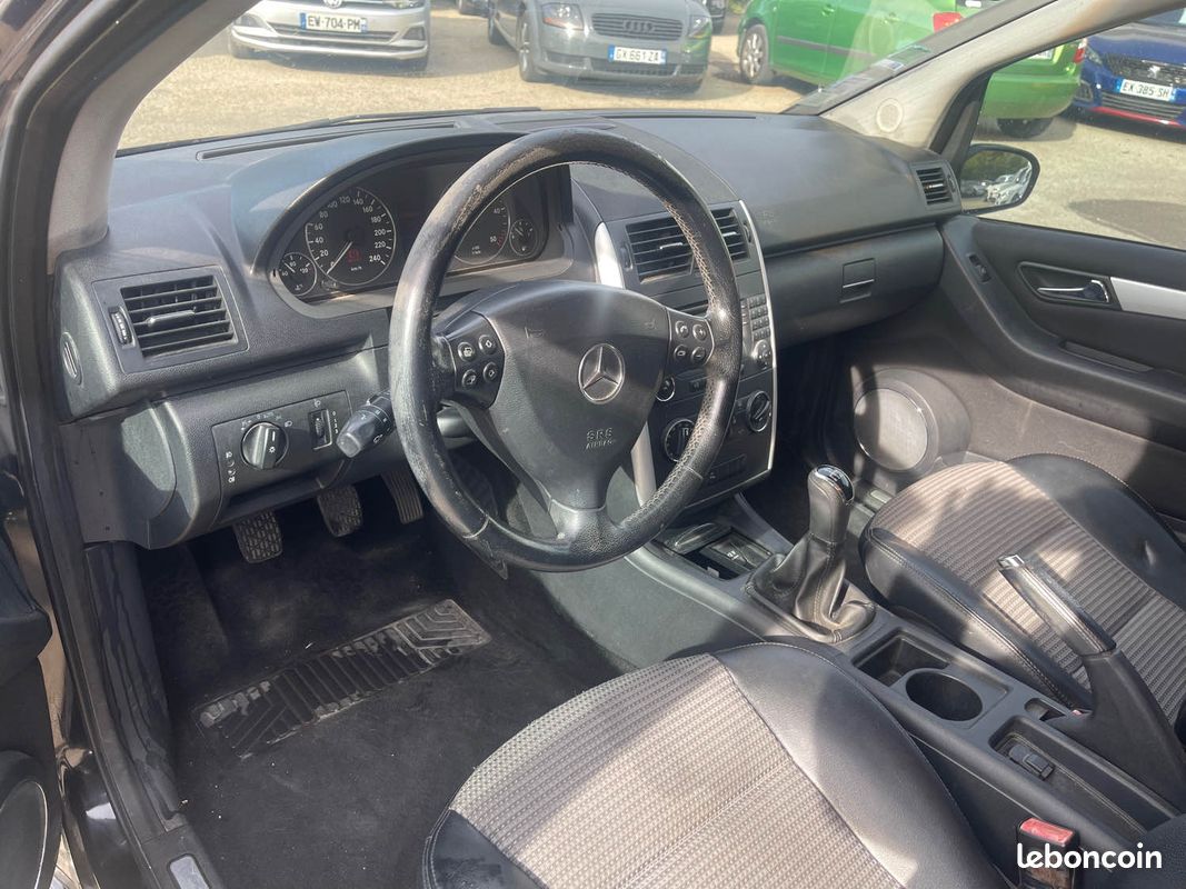 Mercedes-Benz Classe A180 CDI Avantgarde (image 8)